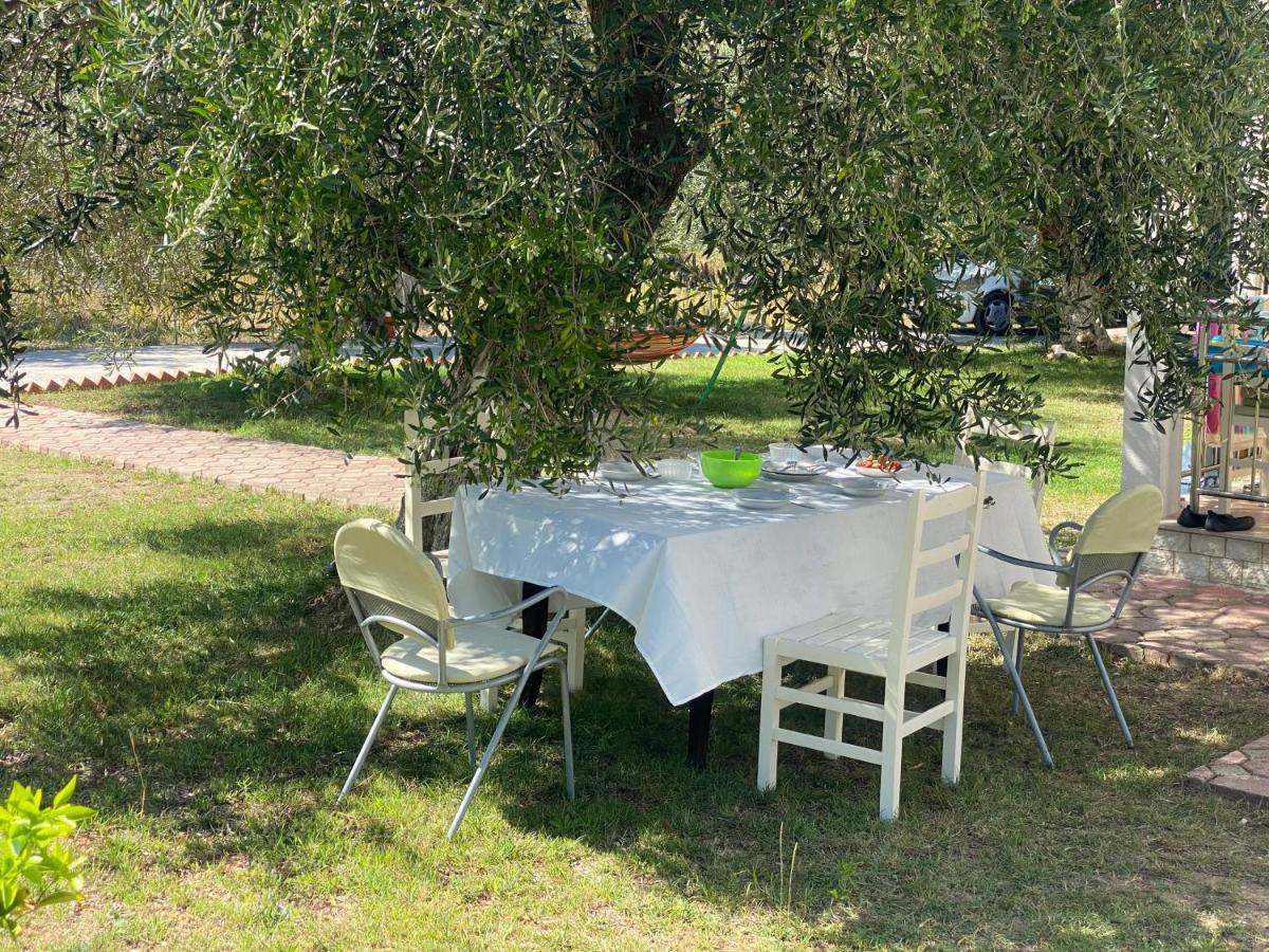 Aria Prive Villa Himare Bagian luar foto