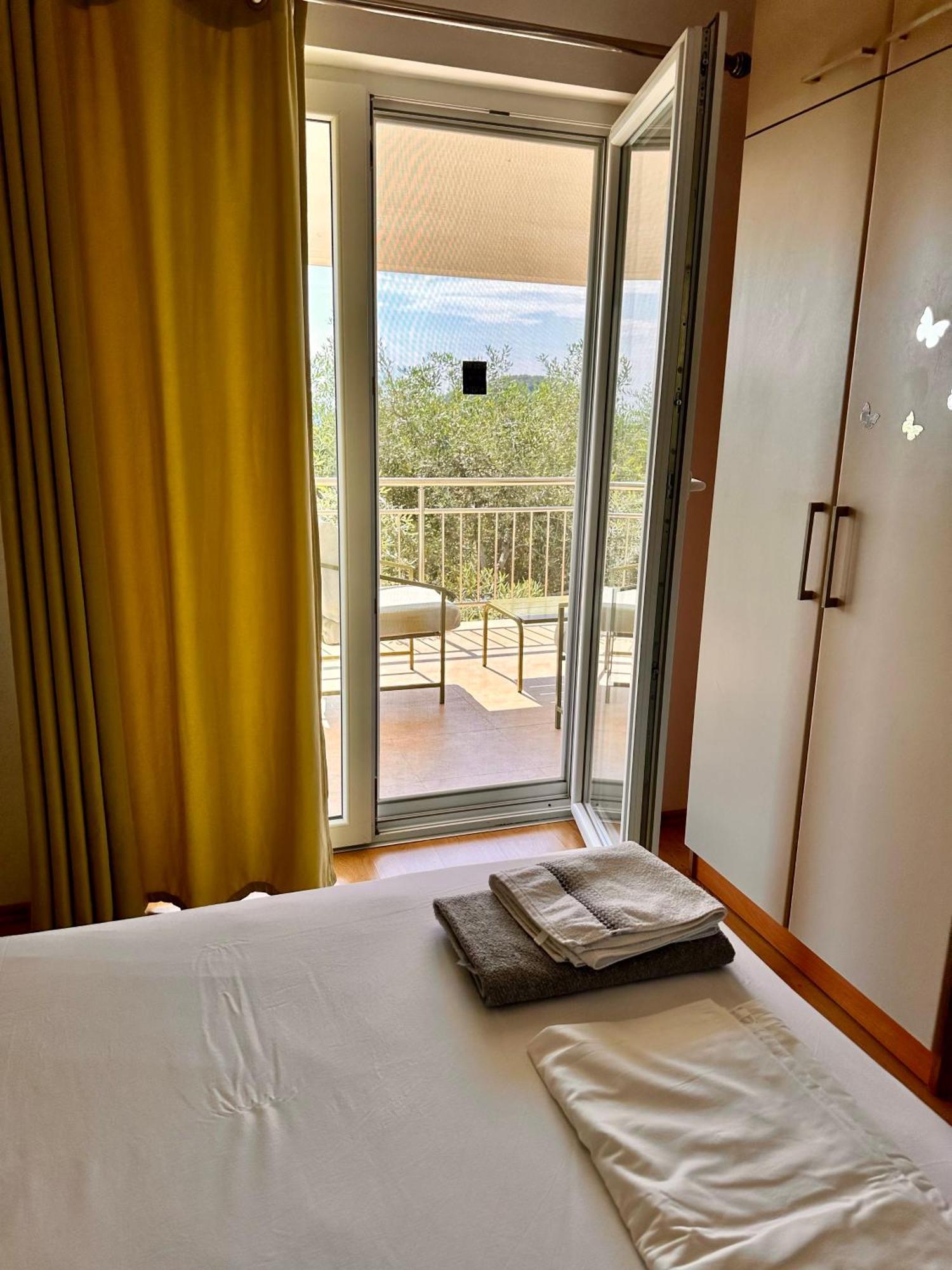 Aria Prive Villa Himare Bagian luar foto